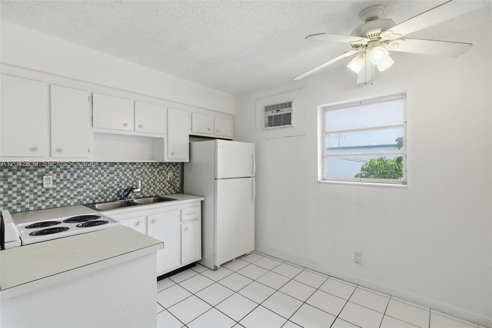 400 SE 31st St # 6, Fort Lauderdale FL 33316 photo 4