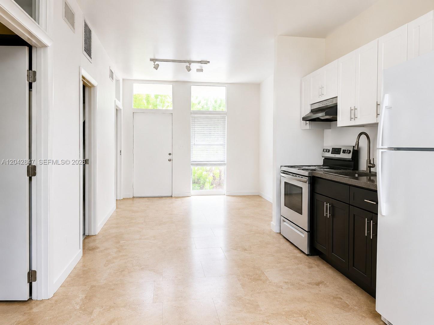 428 NW 82nd Ter # 426, Miami FL 33150 photo 4