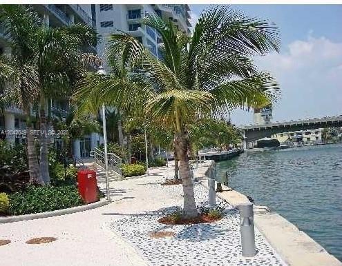 690 SW 1st Ct # 1825, Miami FL 33130 photo 2