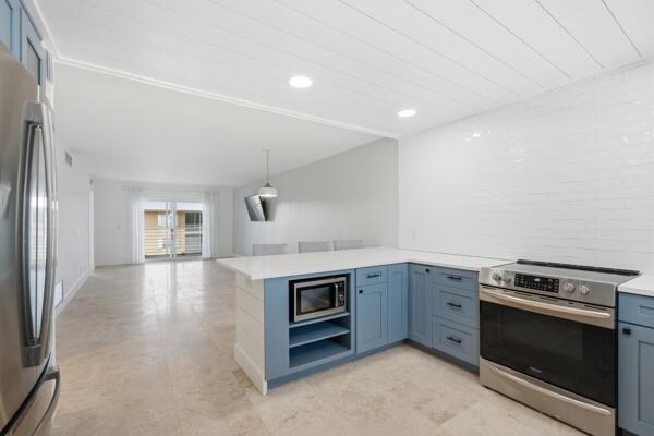 308 Golfview Road, North Palm Beach FL 33408 photo 2