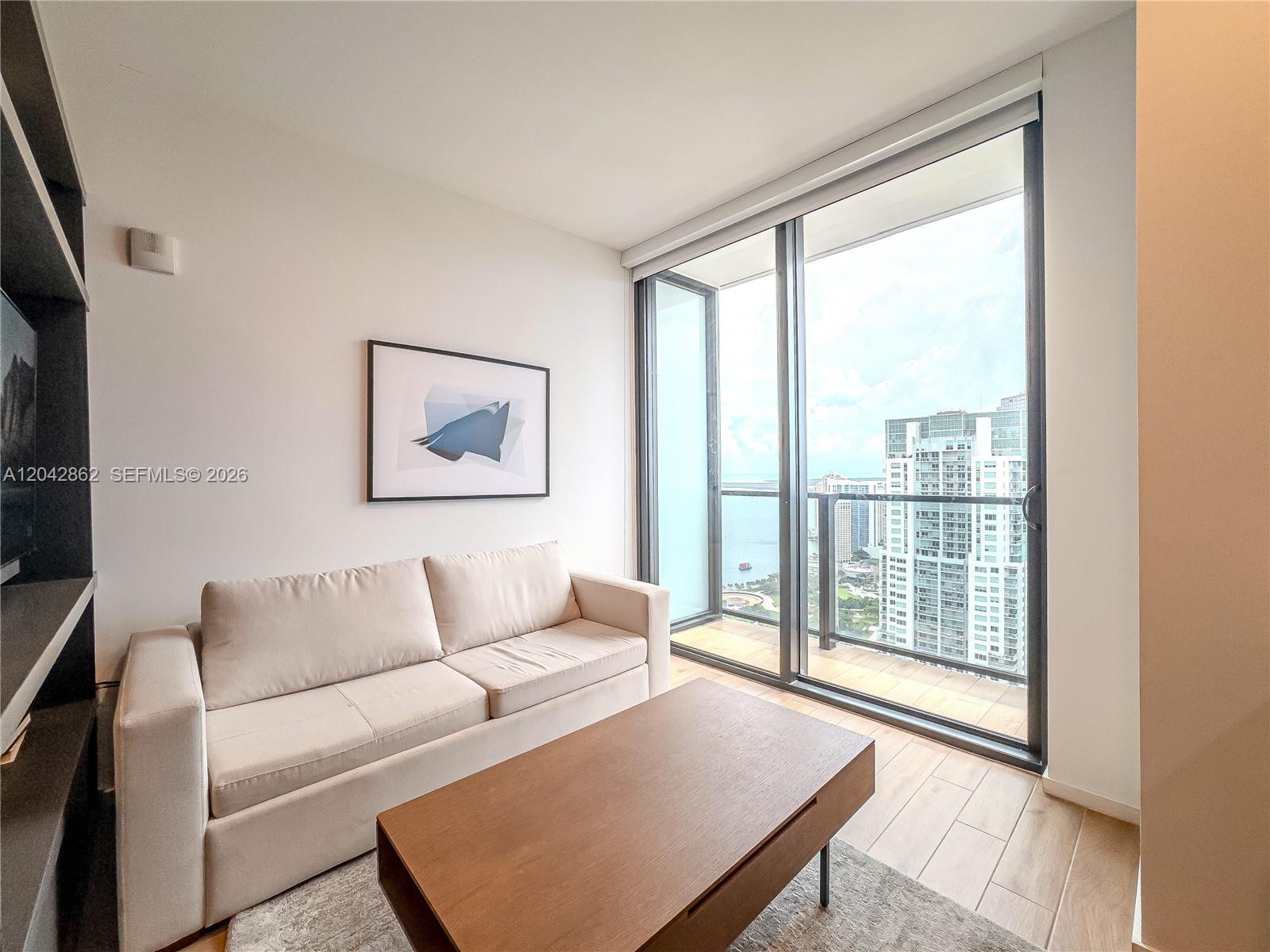 398 NE 5th St # 4316, Miami FL 33132 photo 5