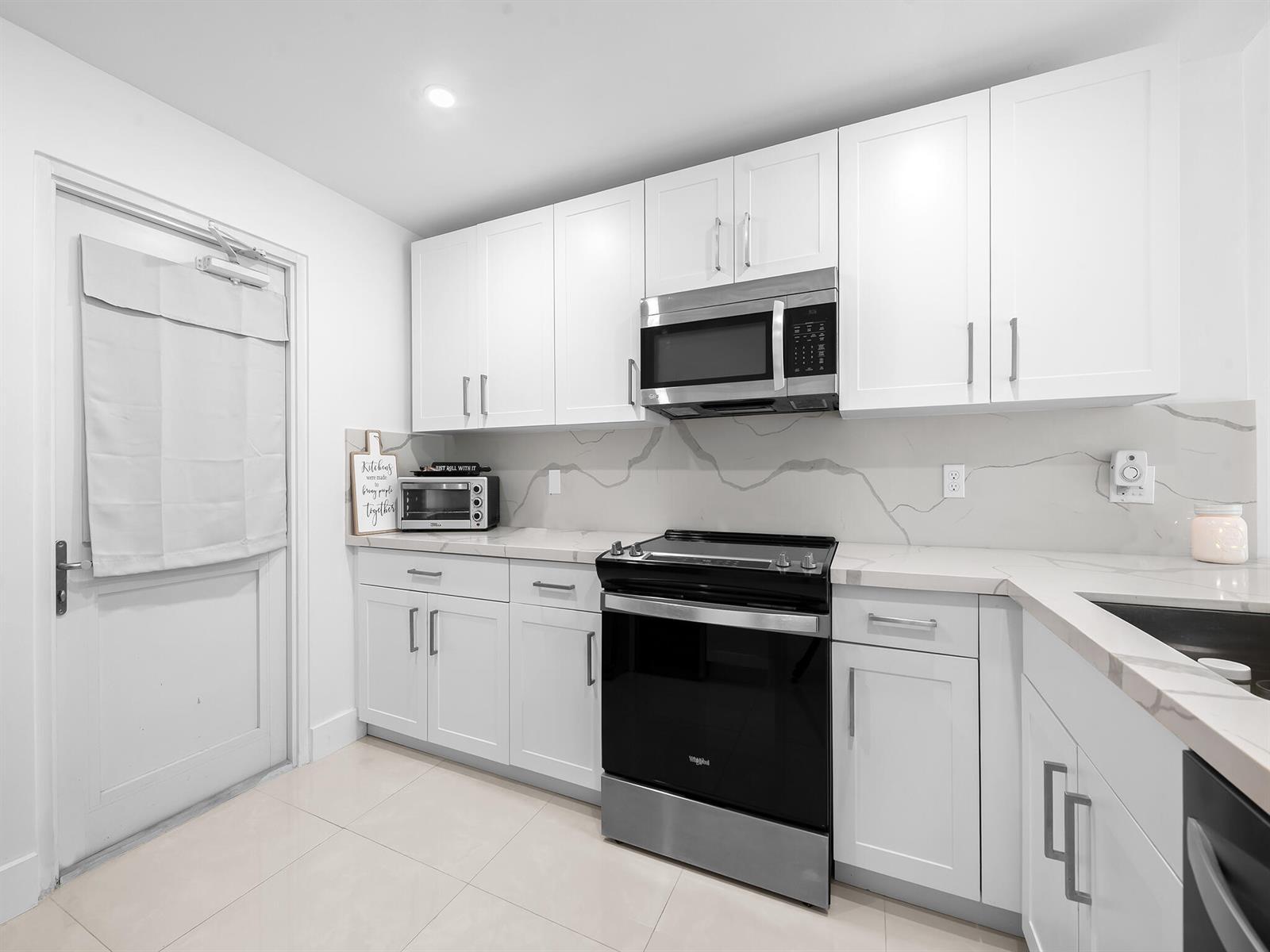 2200 NE 33rd Avenue # 2d, Fort Lauderdale FL 33305 photo 4