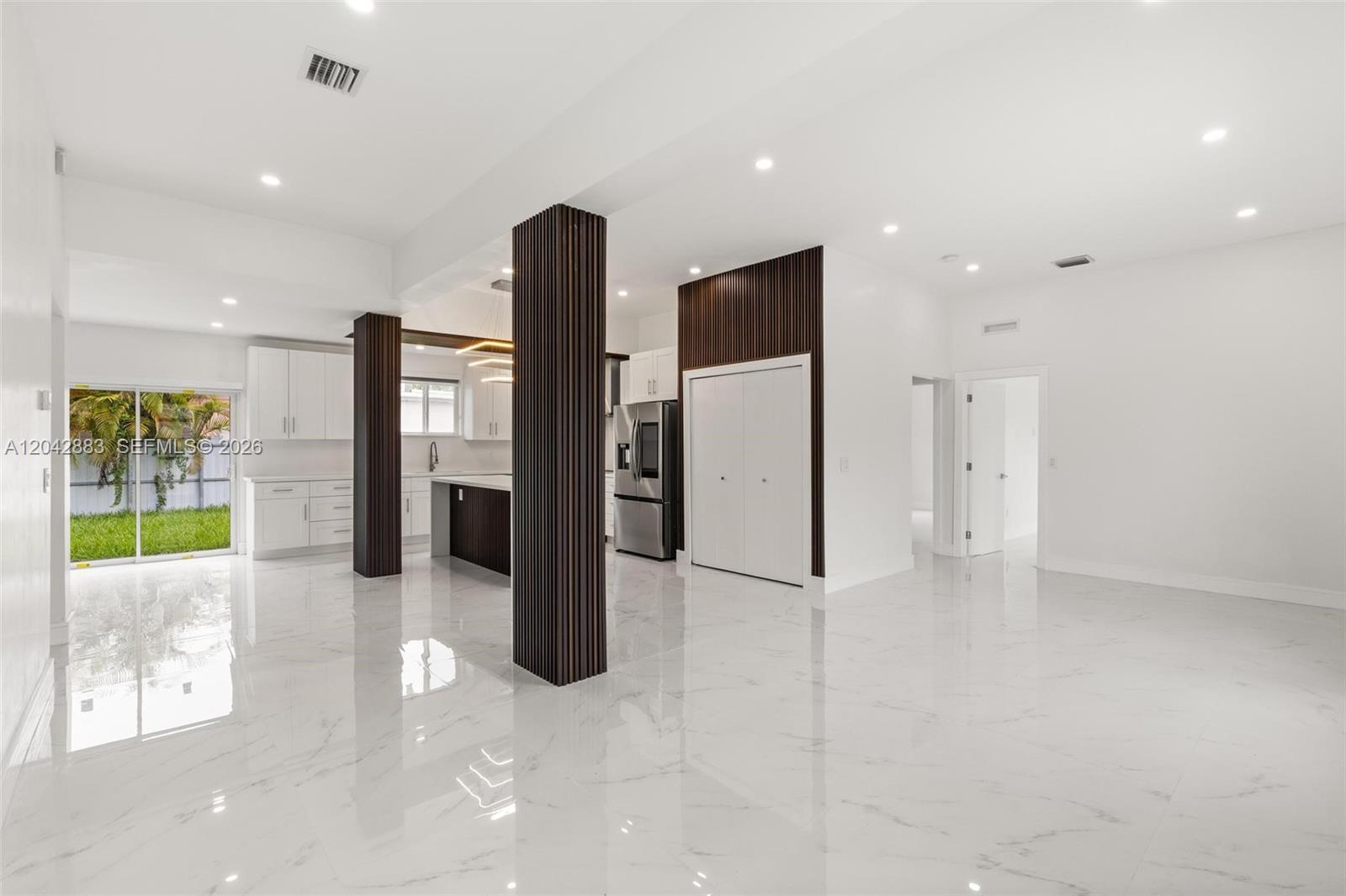14801 NW 5th Ave, Miami FL 33168 photo 3