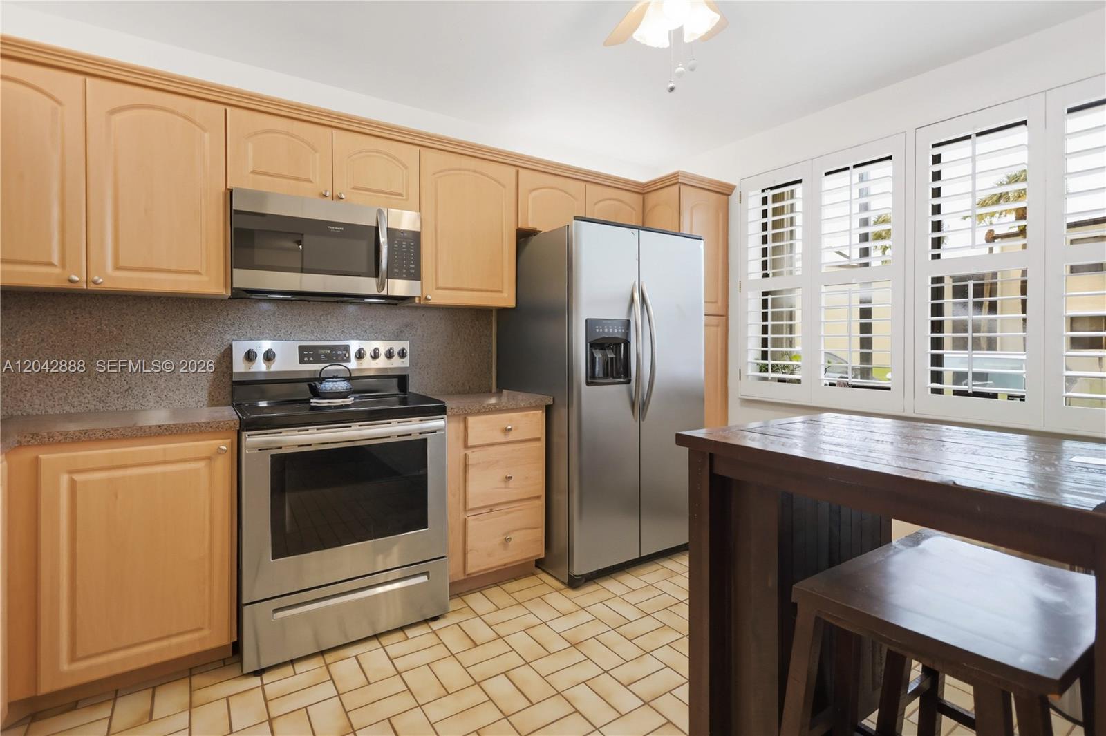 11230 Taft St # 11230, Pembroke Pines FL 33026 photo 3