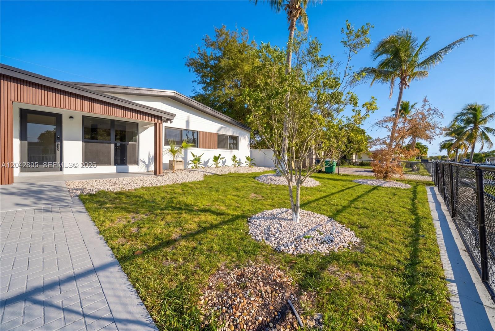 12471 SW 190th Ter, Miami FL 33177 photo 3