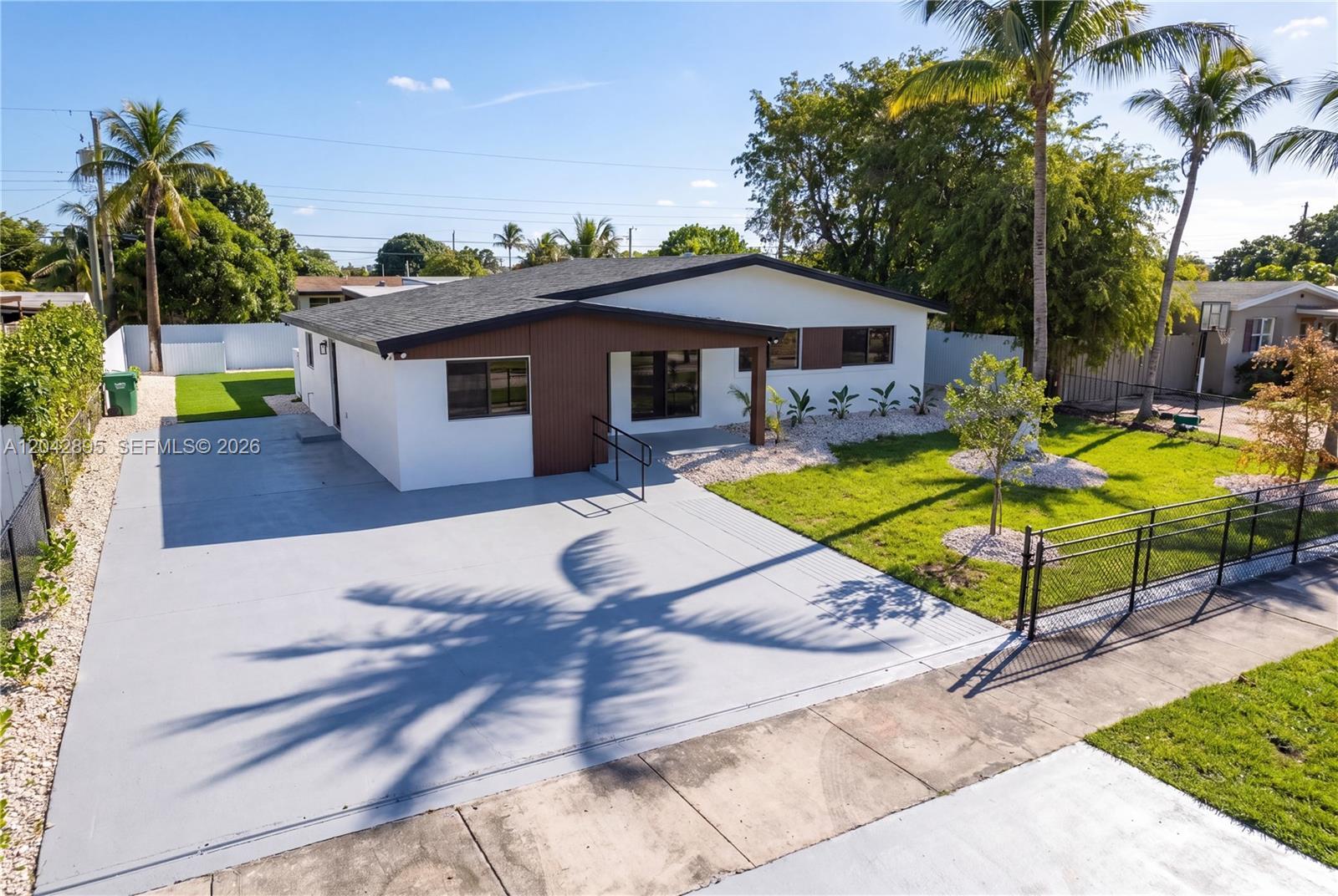 12471 SW 190th Ter, Miami FL 33177