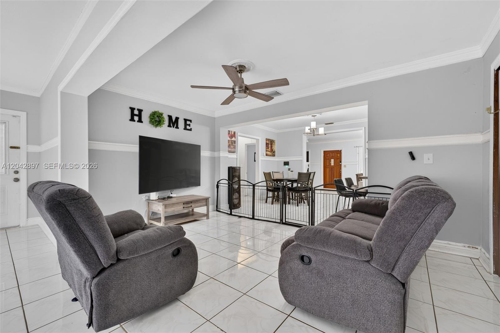 7551 Indigo St, Miramar FL 33023 photo 5