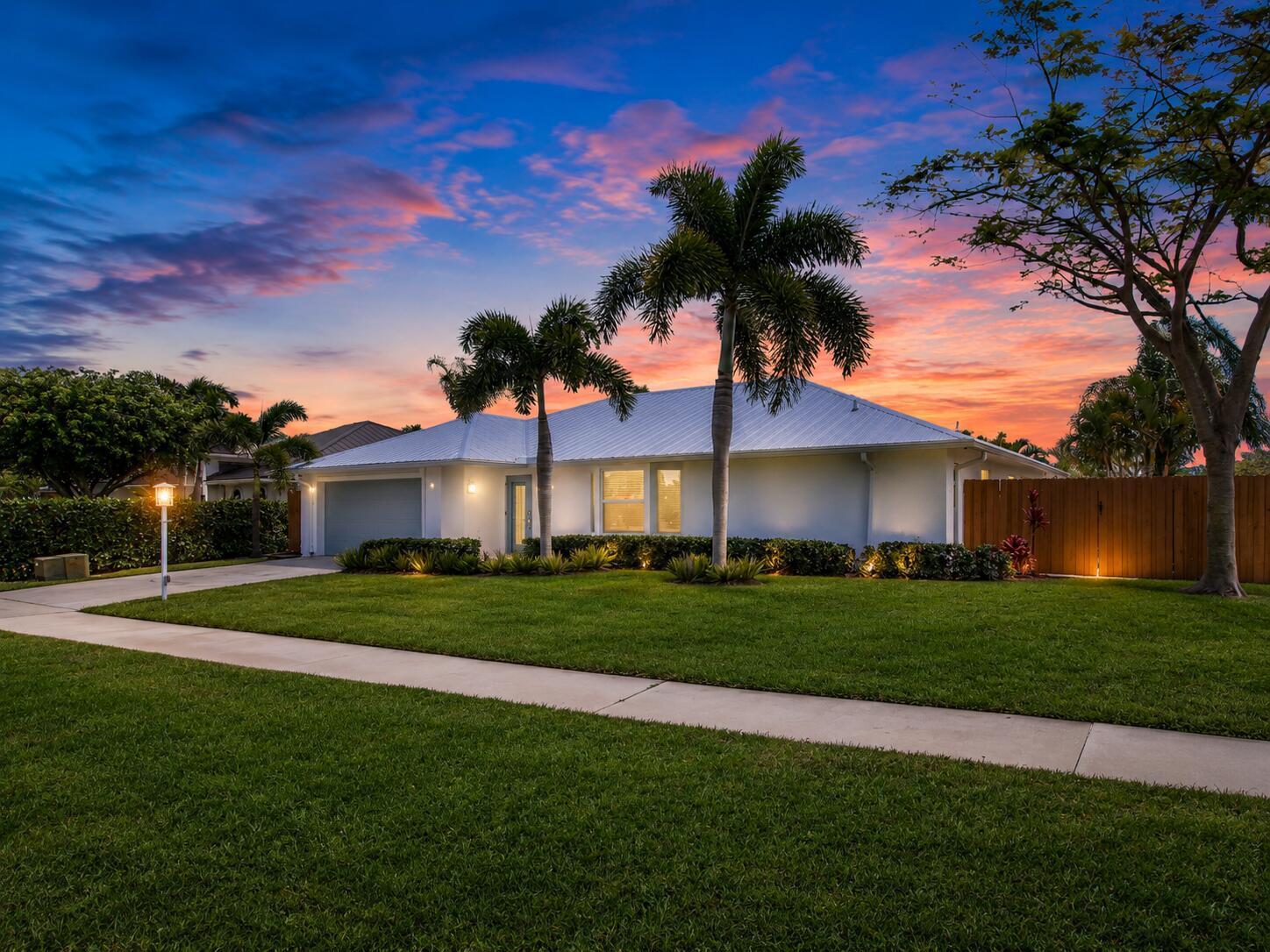 30 Chestnut Trail, Tequesta FL 33469 photo 3