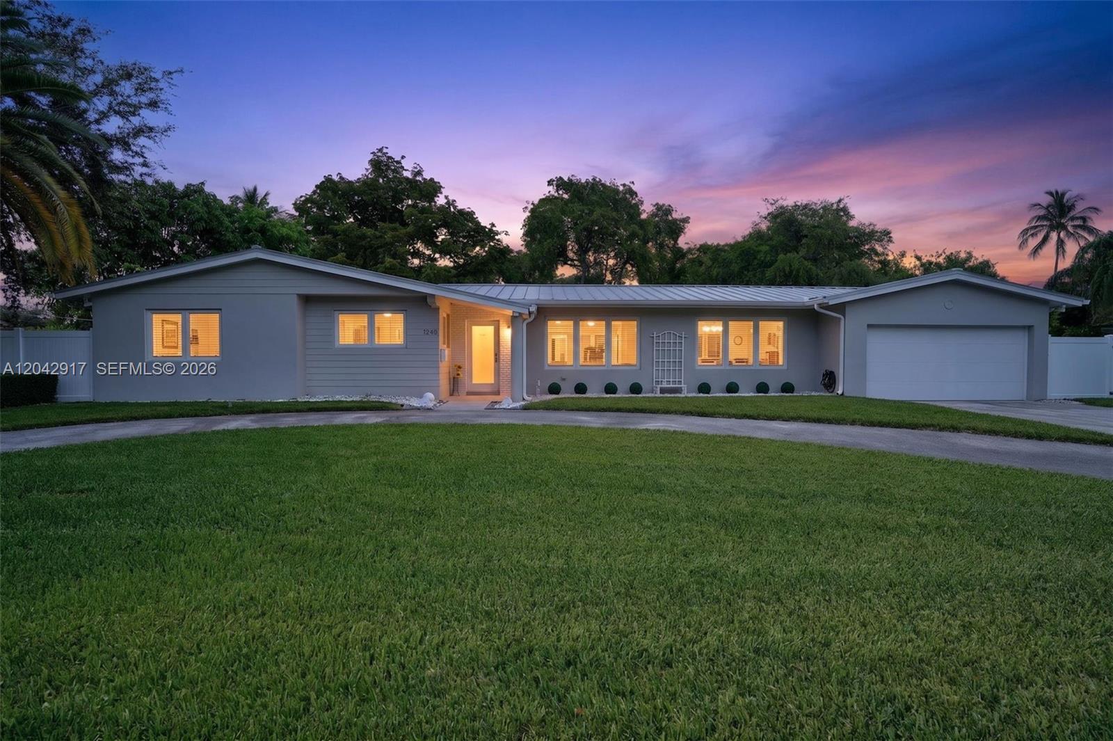 7240 SW 131st St, Pinecrest FL 33156 photo 2