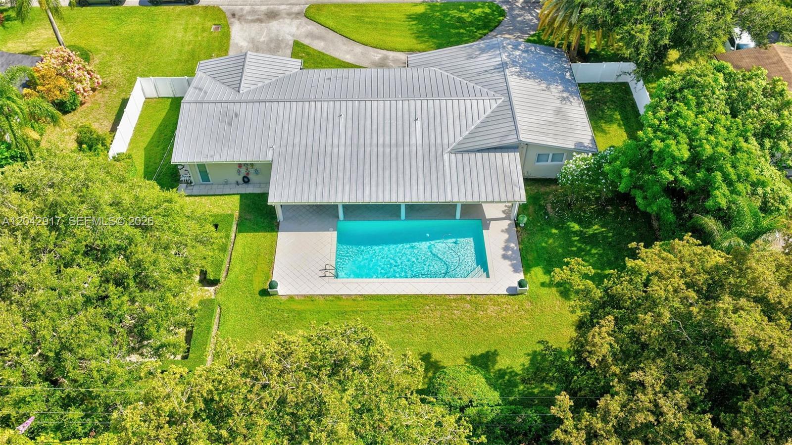 7240 SW 131st St, Pinecrest FL 33156 photo 4