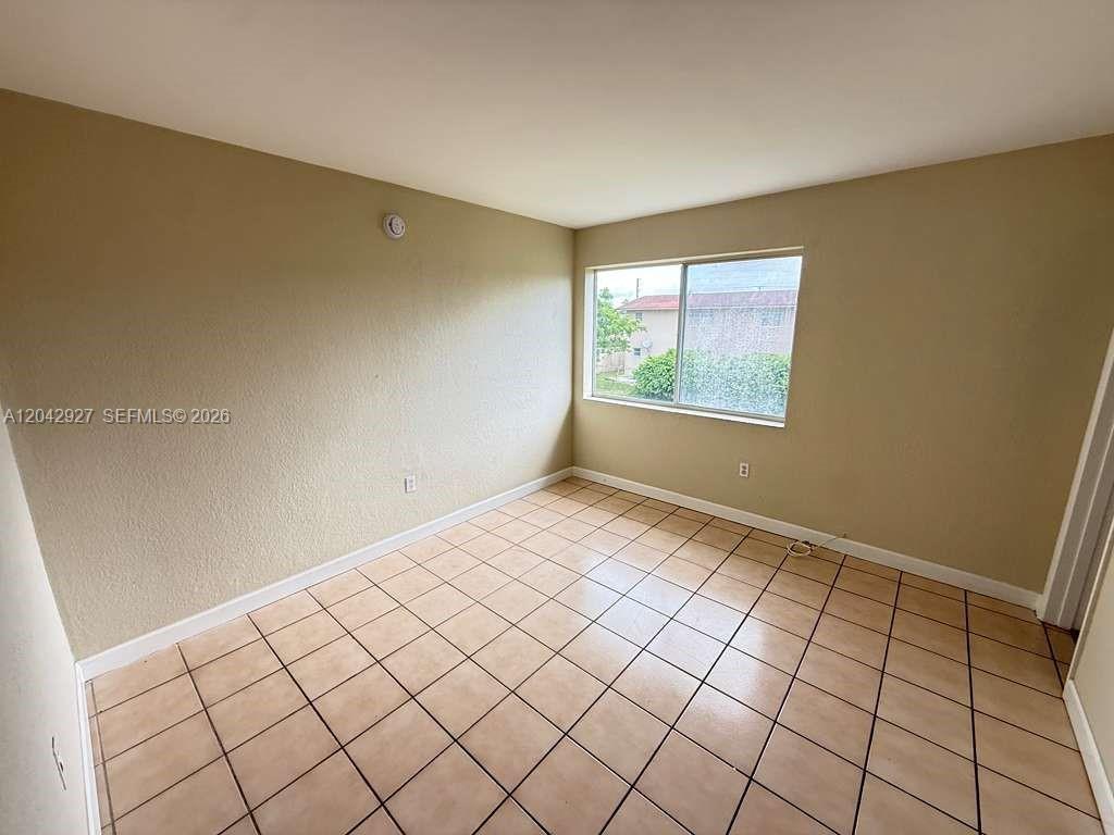 1255 W 49th Pl # H202, Hialeah FL 33012 photo 3
