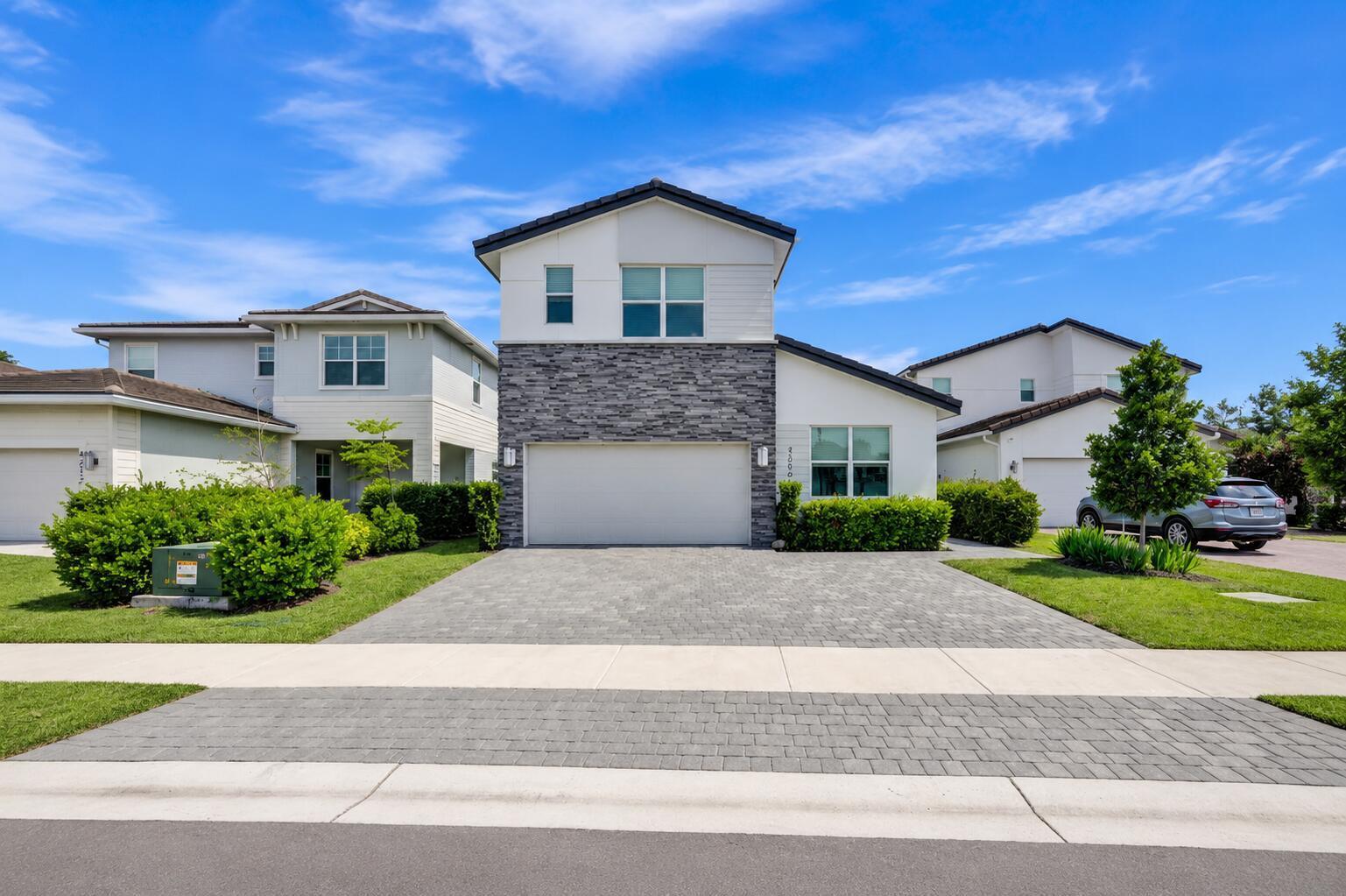 4206 Rosa Drive, Deerfield Beach FL 33064 photo 2