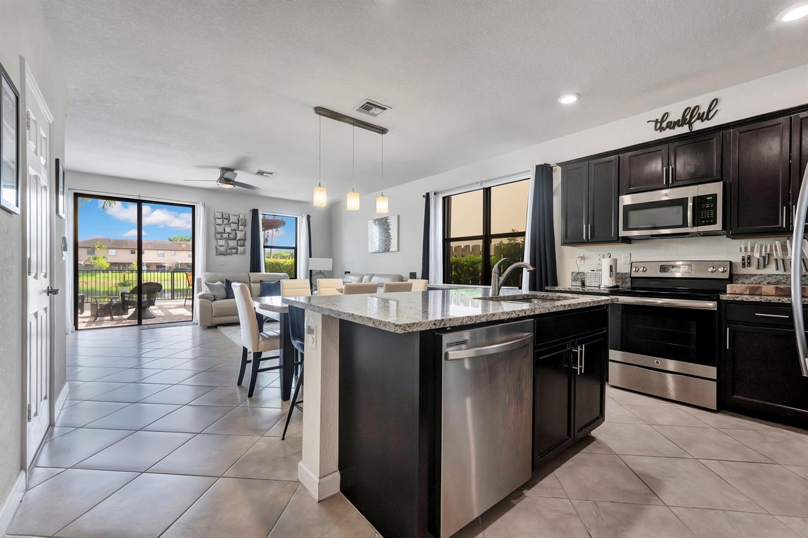 3785 NE 2nd Street, Homestead FL 33033 photo 3