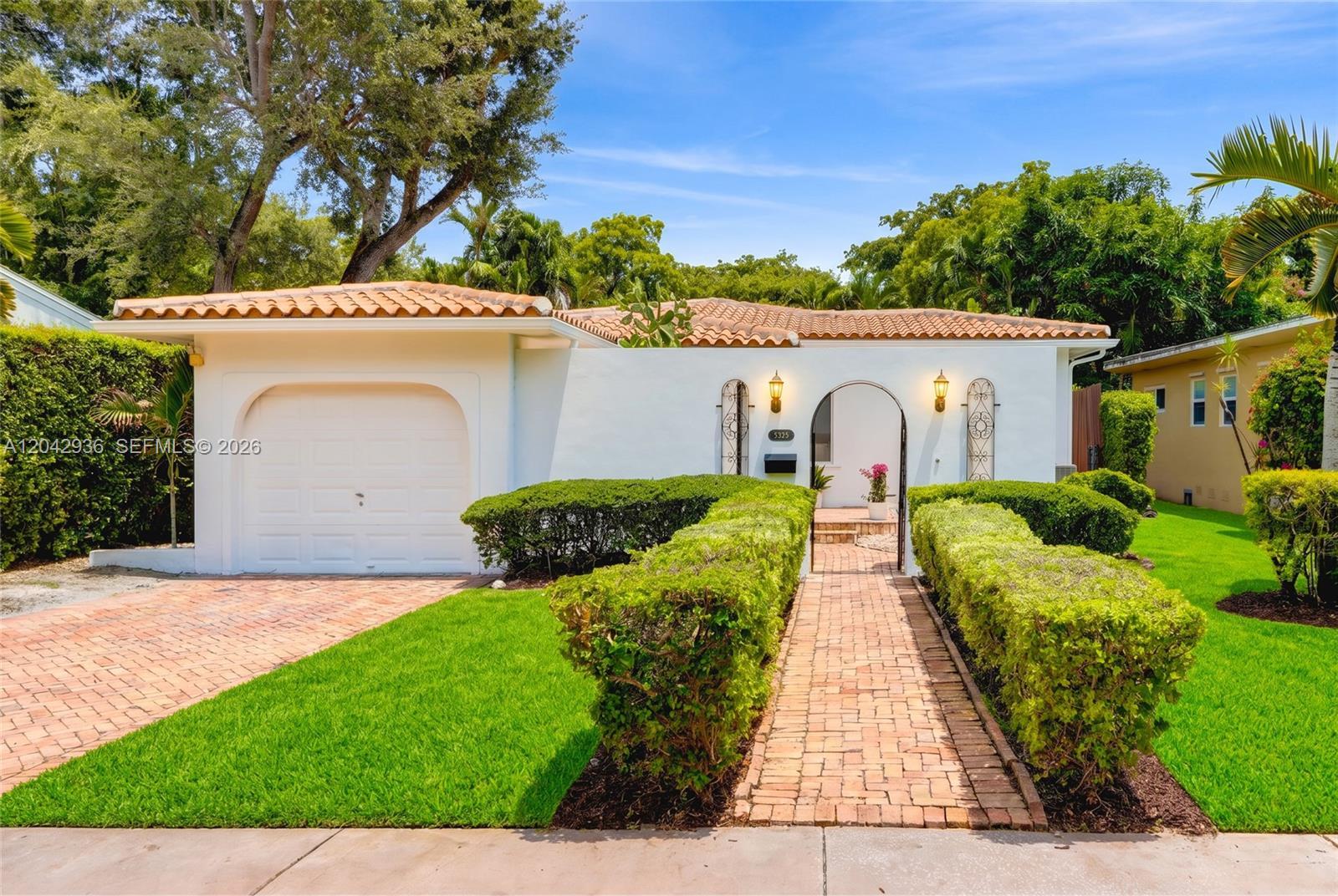 4943 Riviera Dr., Coral Gables FL 33146