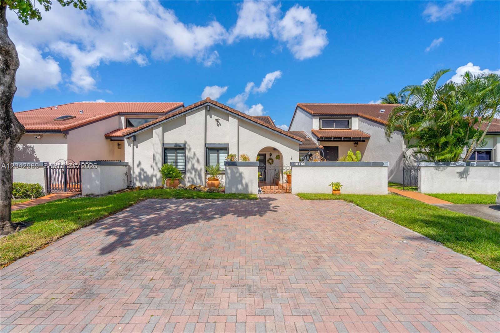 18156 NW 66th Ct, Hialeah FL 33015