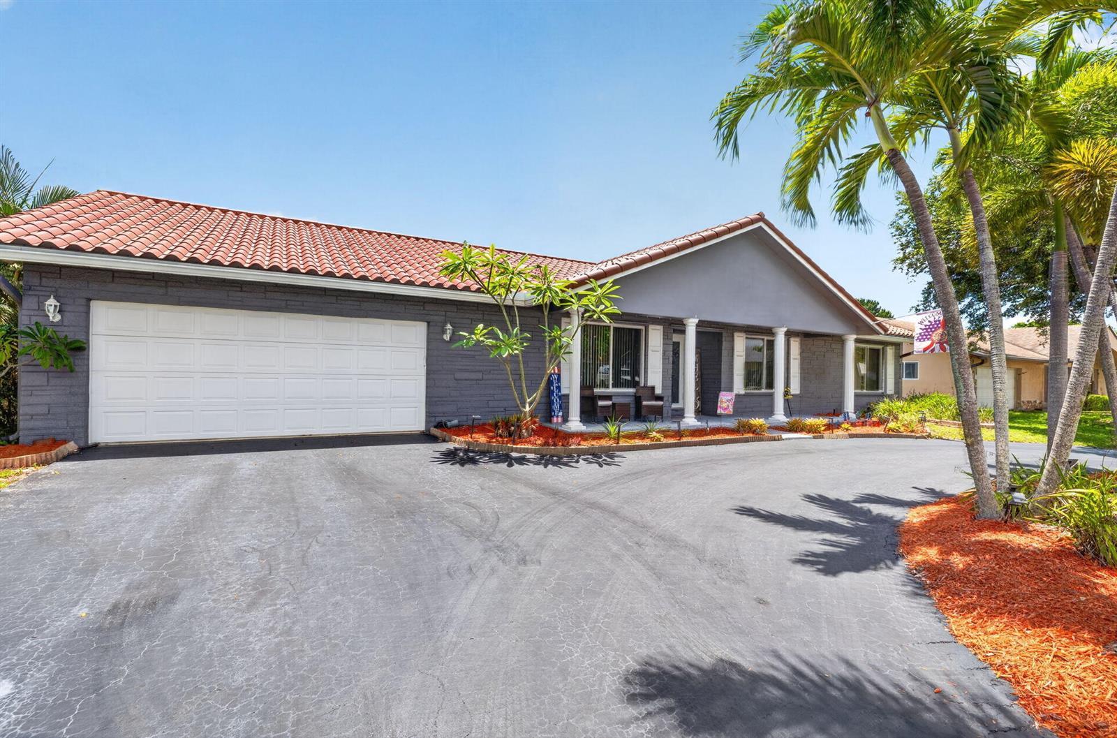 1940 SW 73rd Avenue, Plantation FL 33317 photo 2