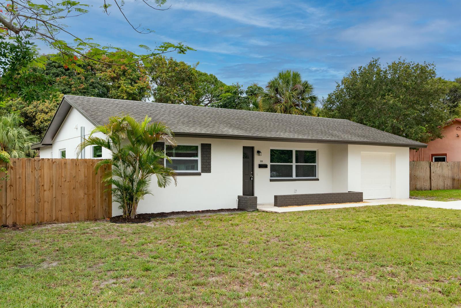 308 Park Avenue, Lake Park FL 33403 photo 2