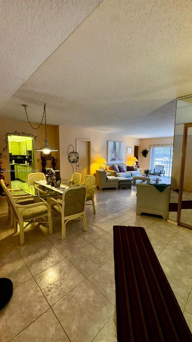 Hallandale Beach, FL 33009 photo 3