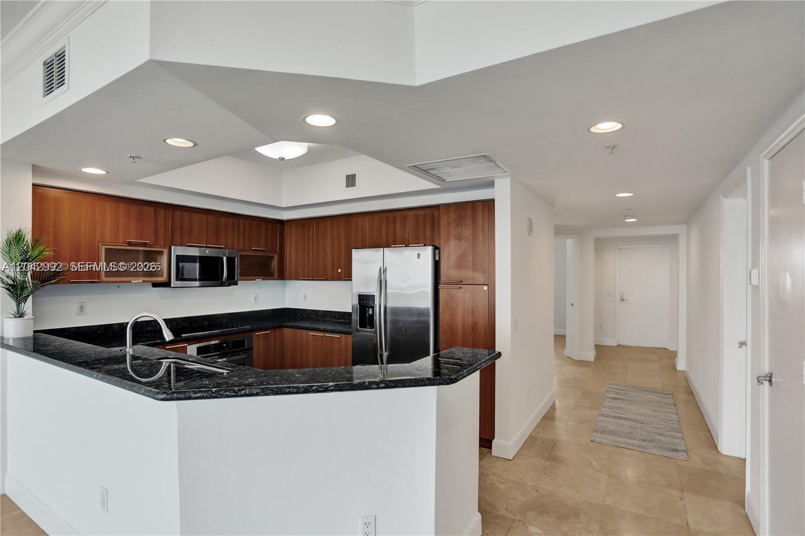 15051 Royal Oaks Ln # 2603, North Miami FL 33181