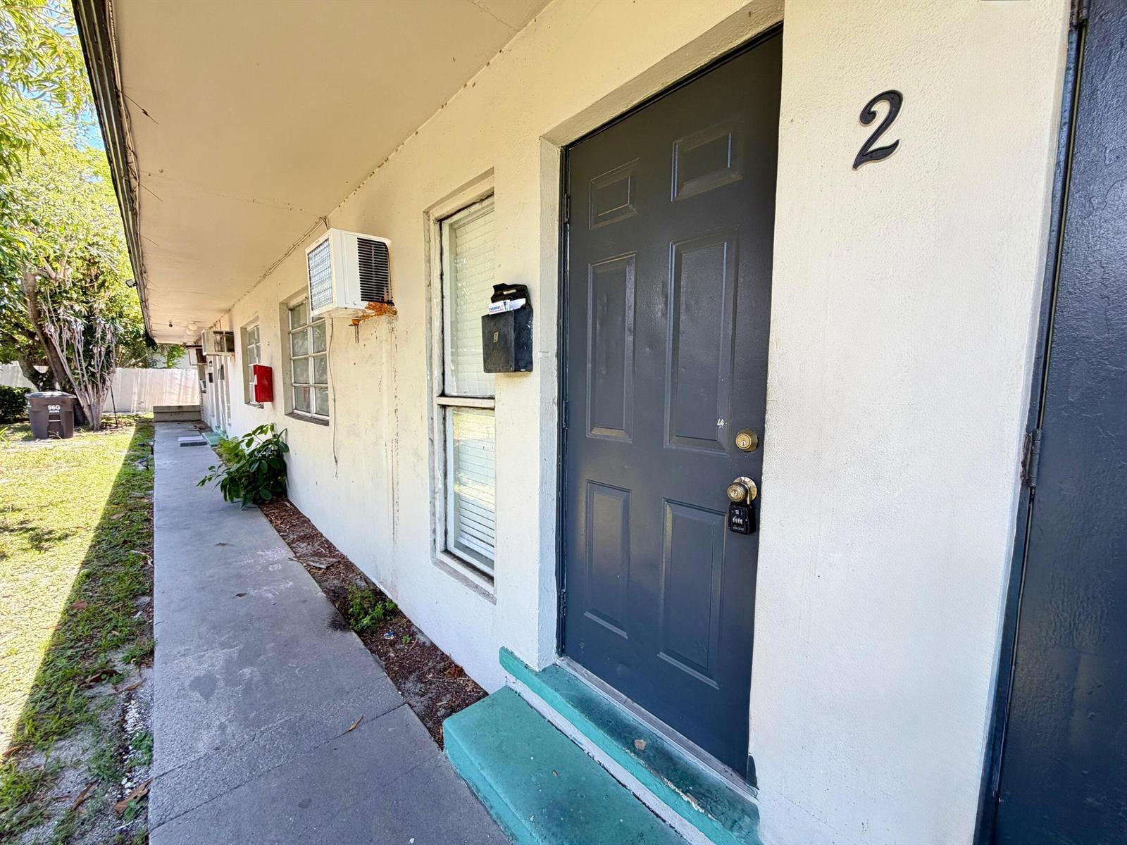 809 2nd Street # 2, West Palm Beach FL 33401