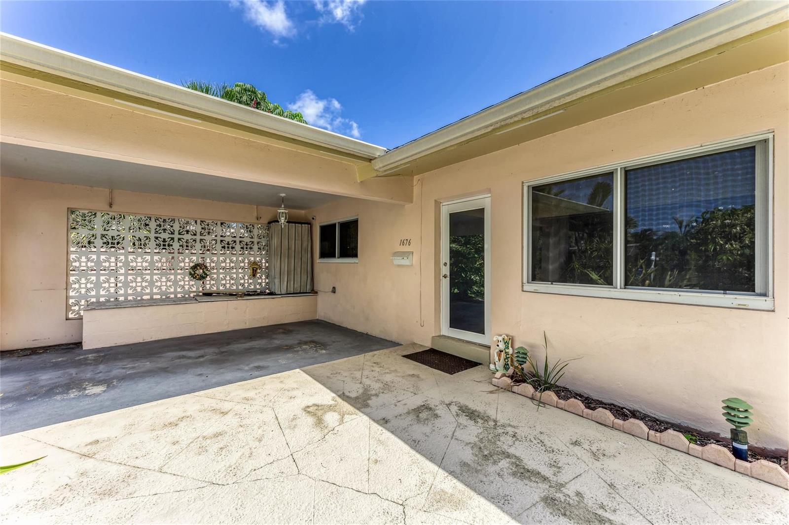 1676 NE 40th Street, Oakland Park FL 33334 photo 4