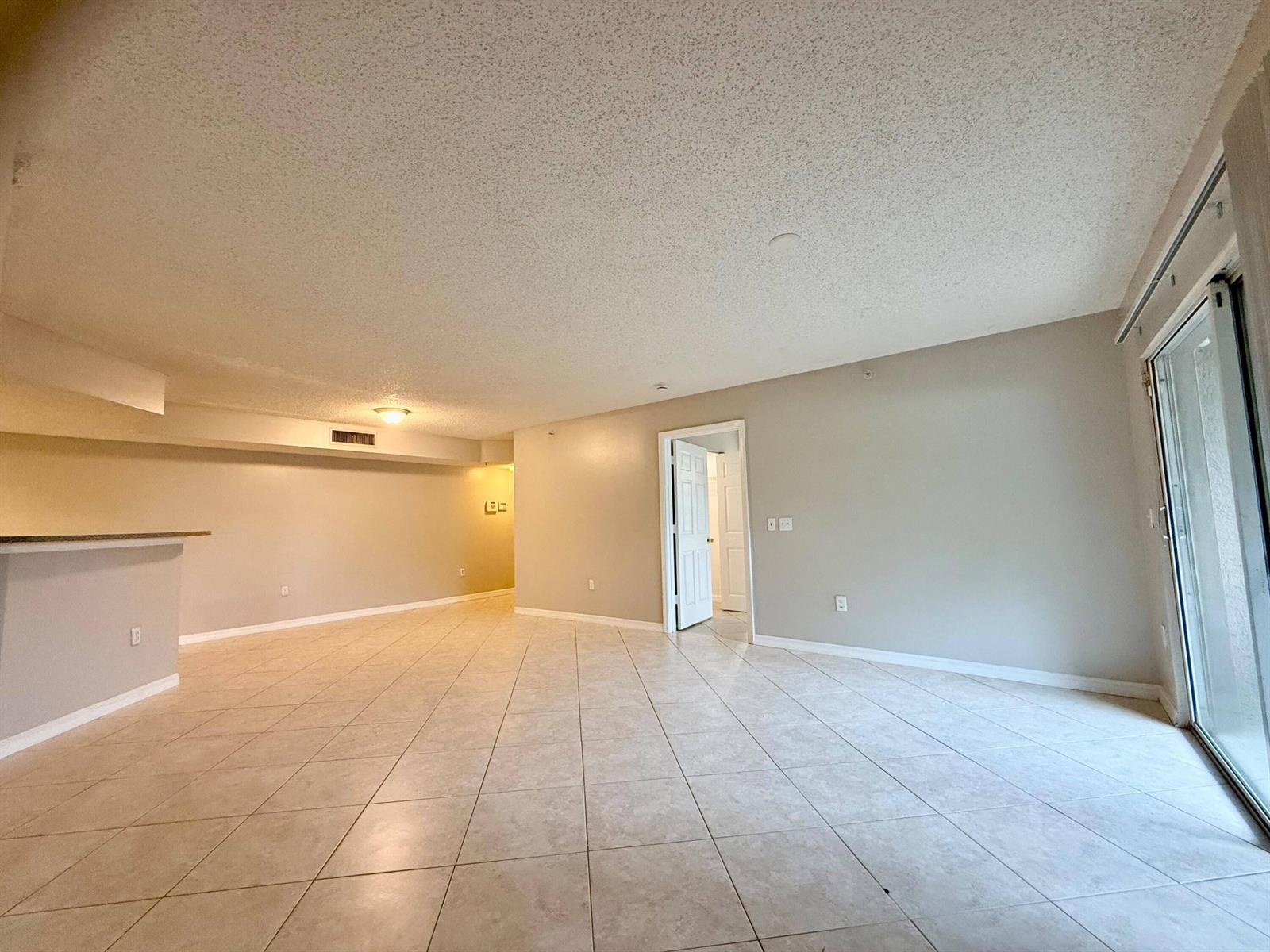 5065 Wiles Road # 105, Coconut Creek FL 33073 photo 4