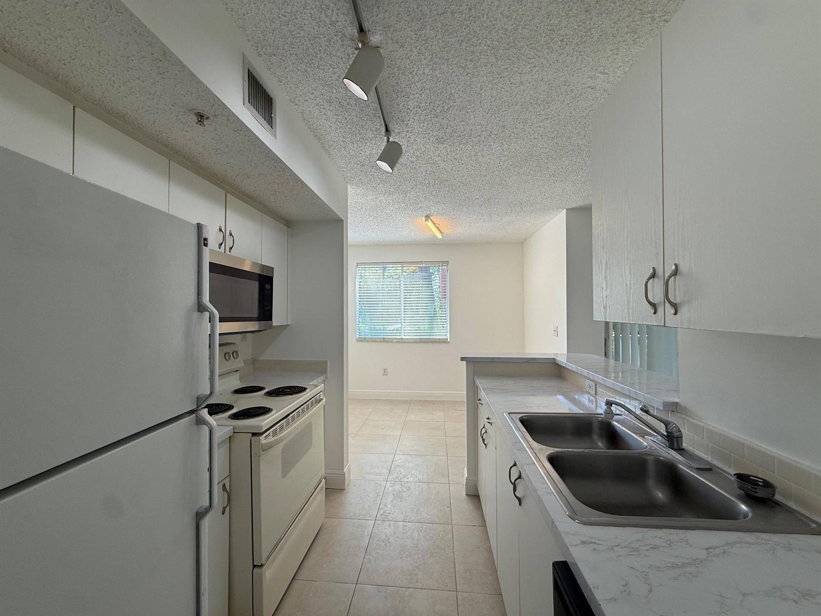 3874 Lyons Road # 6, Coconut Creek FL 33073 photo 2