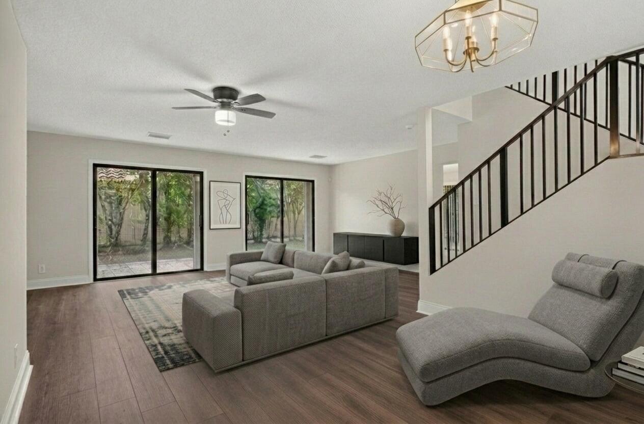 587 NW 38th Avenue, Deerfield Beach FL 33442 photo 2