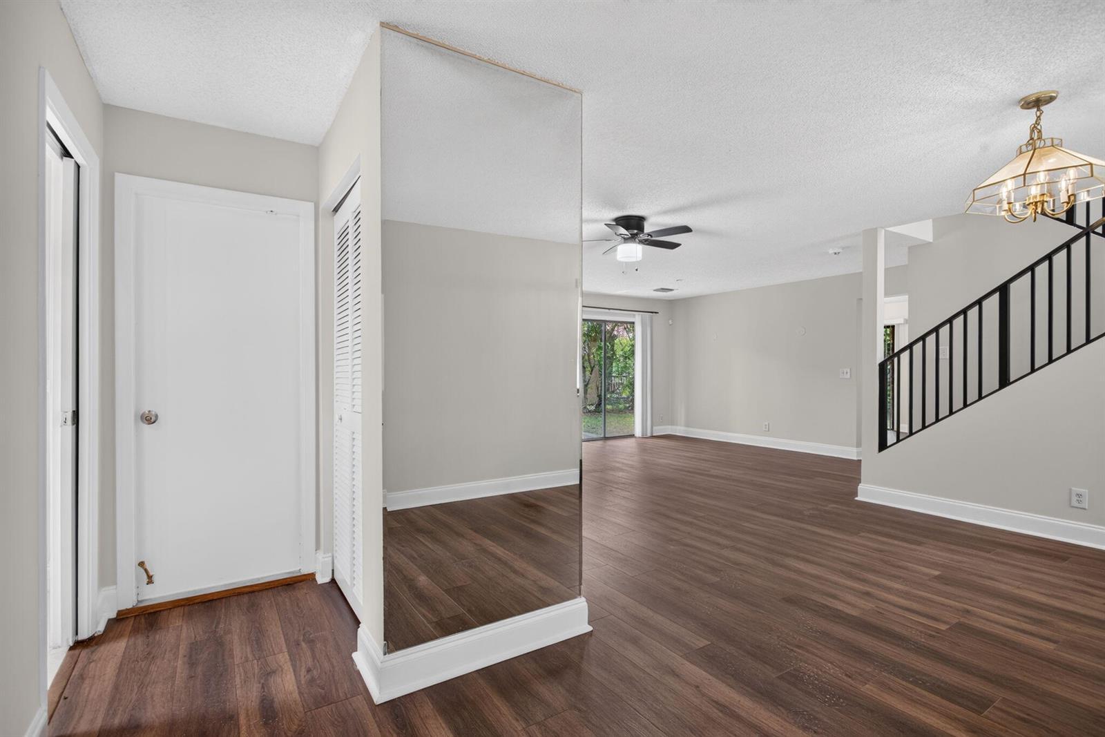 587 NW 38th Avenue, Deerfield Beach FL 33442 photo 5