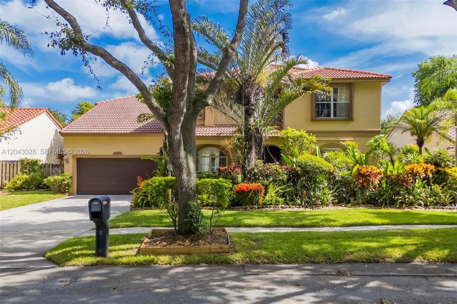 10777 Charleston Pl, Cooper City FL 33026
