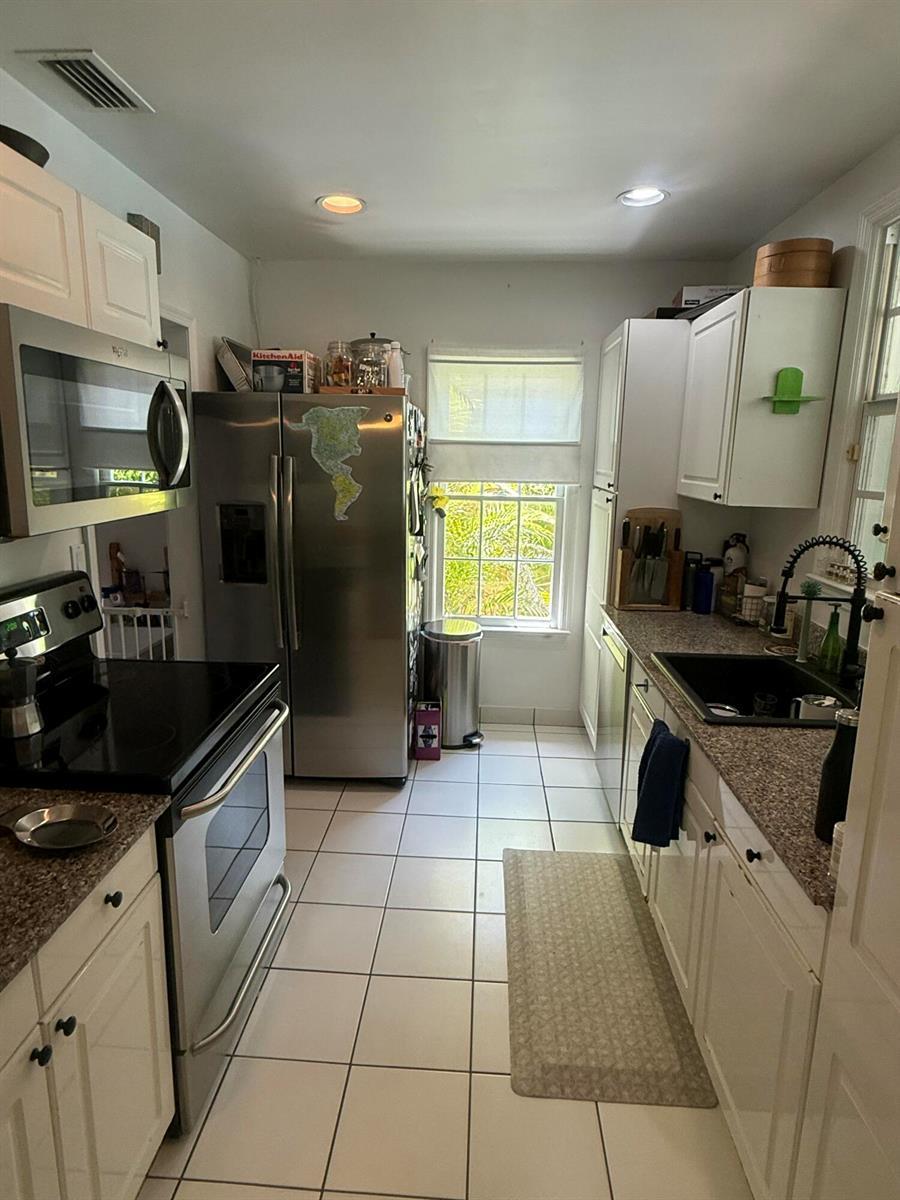 815 SE 7th Street, Fort Lauderdale FL 33301 photo 4