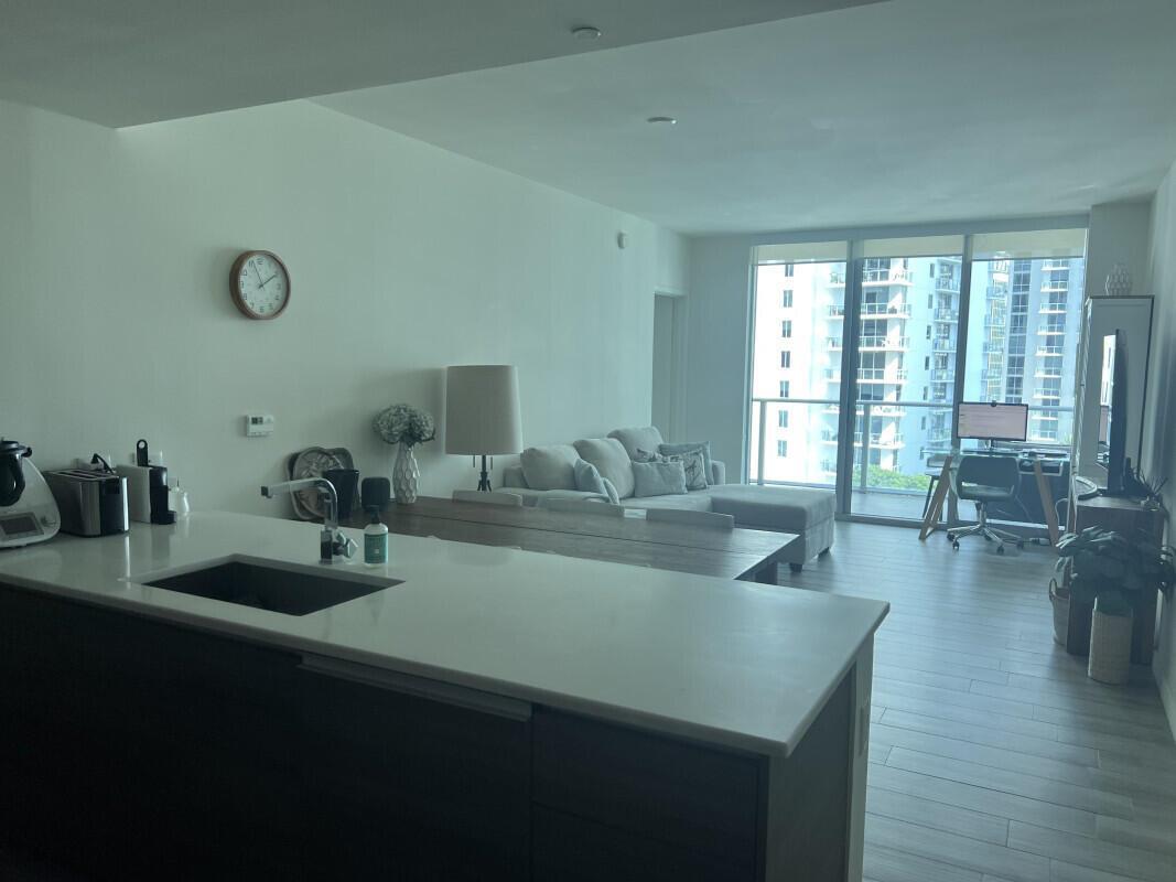 1100 S Miami Avenue # 1711, Miami FL 33130 photo 4