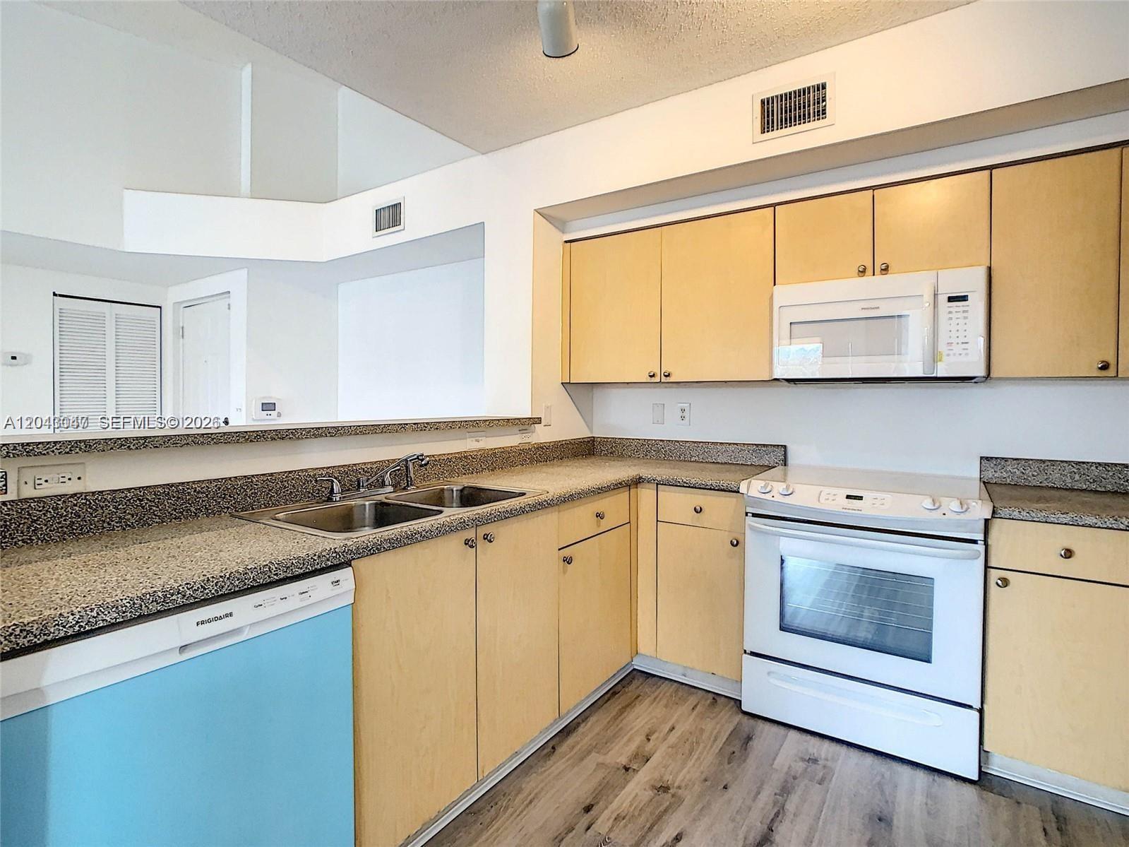 2080 W Preserve Way # 303, Miramar FL 33025 photo 4