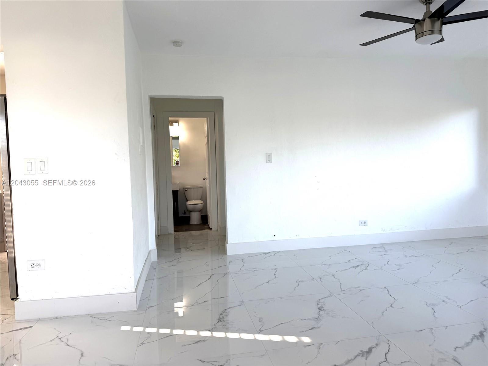 1738 Marseille Dr # 4, Miami Beach FL 33141