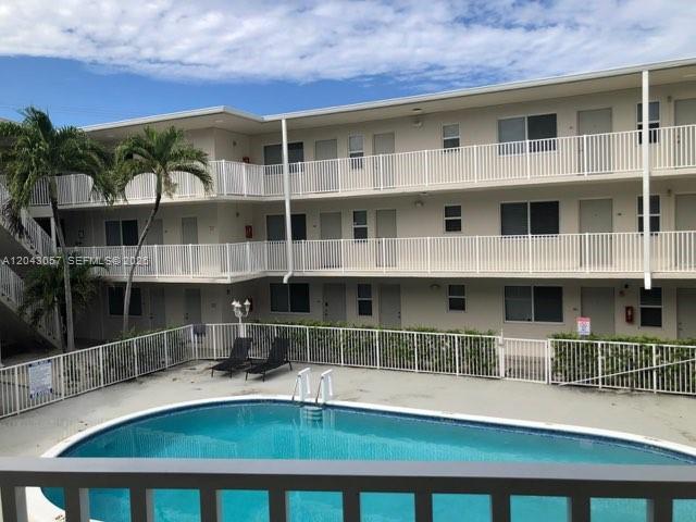 1895 Venice Park Dr # B20, Miami FL 33181