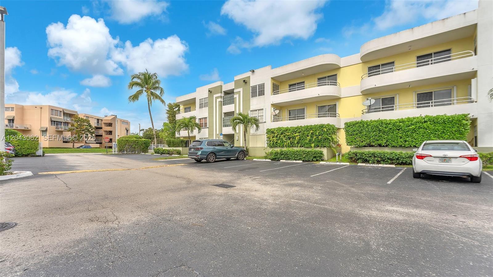 10755 SW 108th Ave # 304, Miami FL 33176