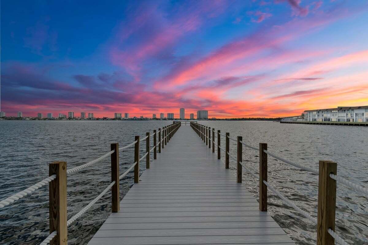 3040 Lake Shore Drive # 101, Riviera Beach FL 33404
