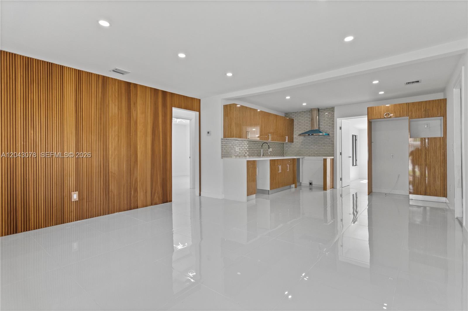 1524 SW 32 CT, Fort Lauderdale FL 33315