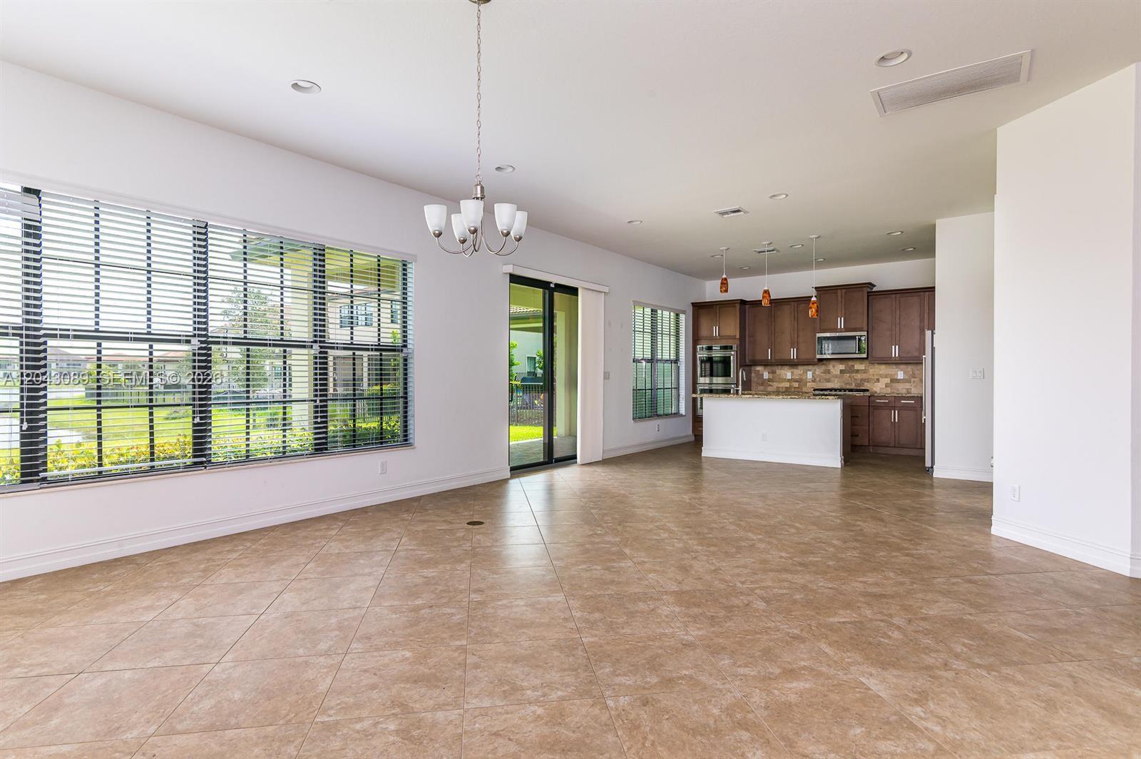 9350 Solstice Cir, Parkland FL 33076 photo 3