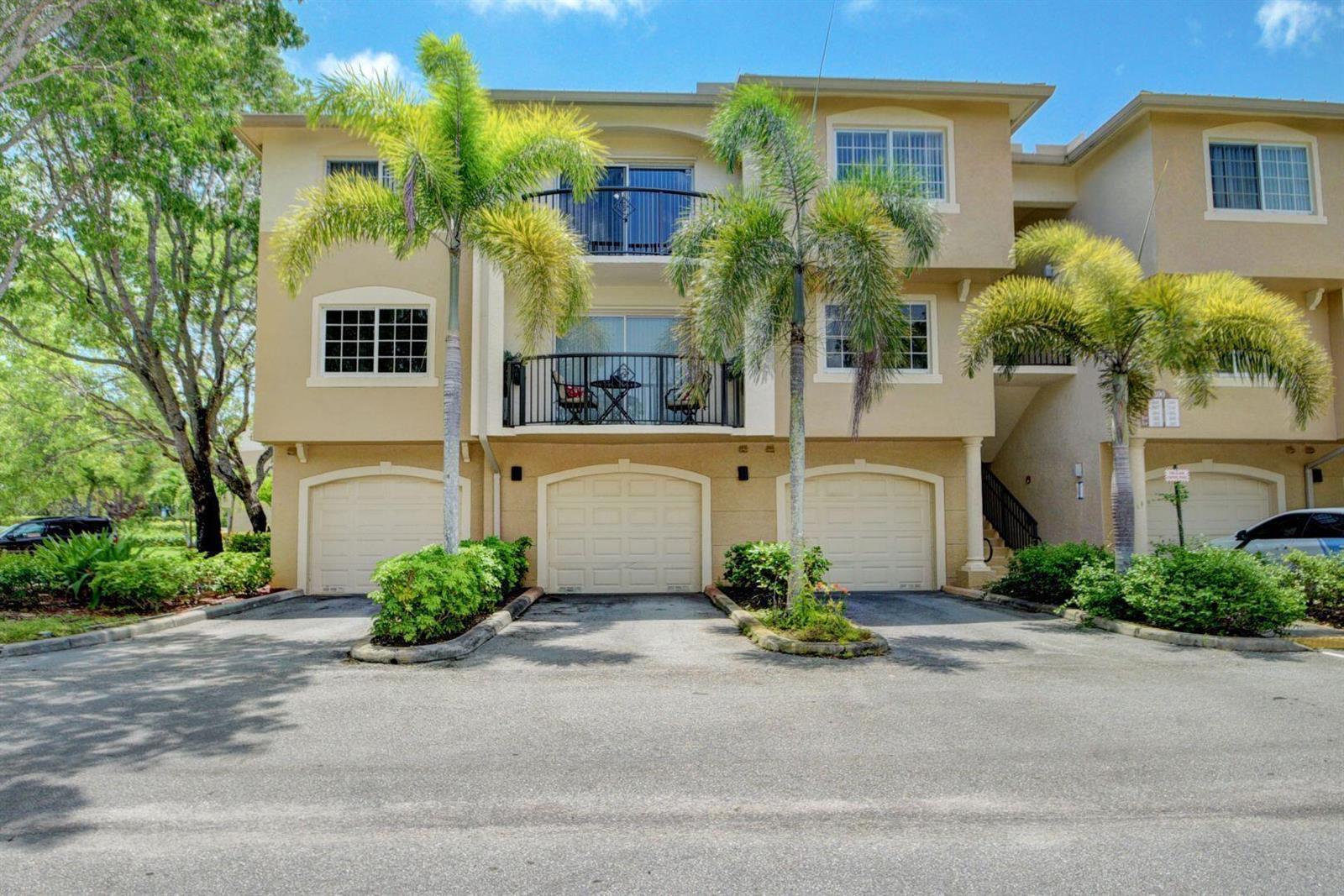 300 Crestwood Court N # 307, Royal Palm Beach FL 33411 photo 2