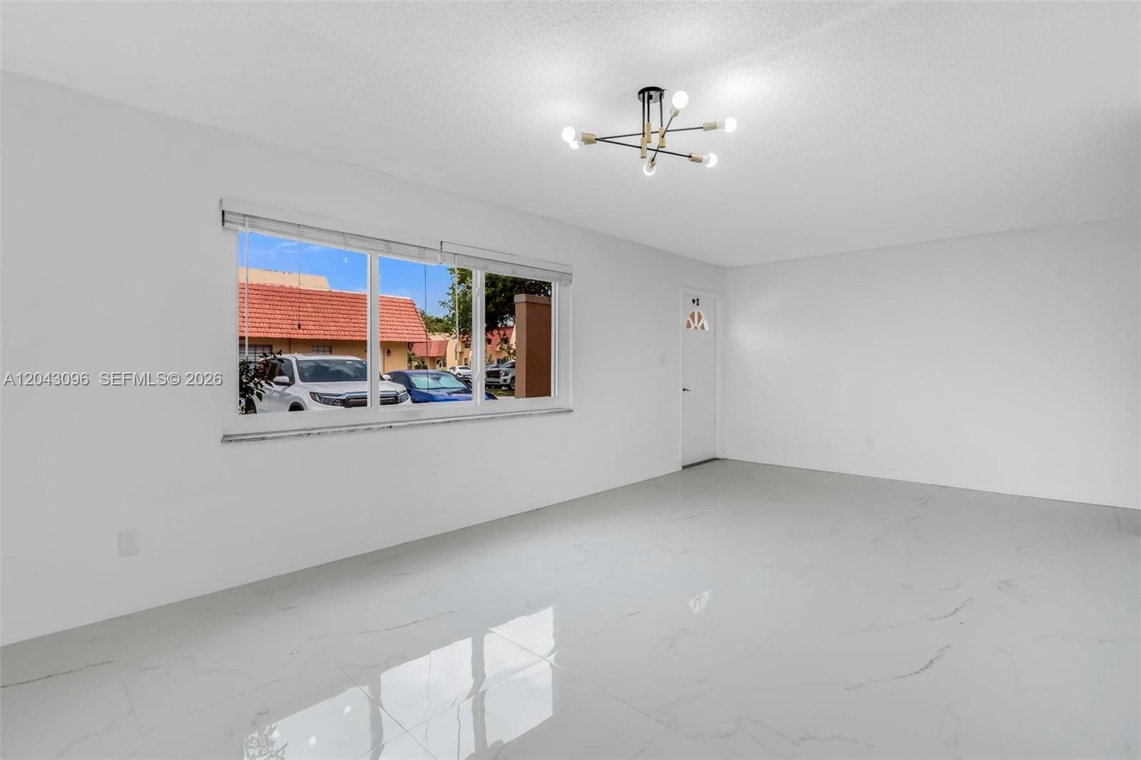 22 Canterbury Ln # 22, Tamarac FL 33319 photo 4