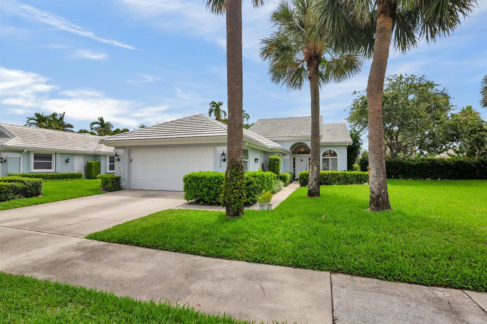 2402 Saratoga Bay Drive, West Palm Beach FL 33409 photo 3