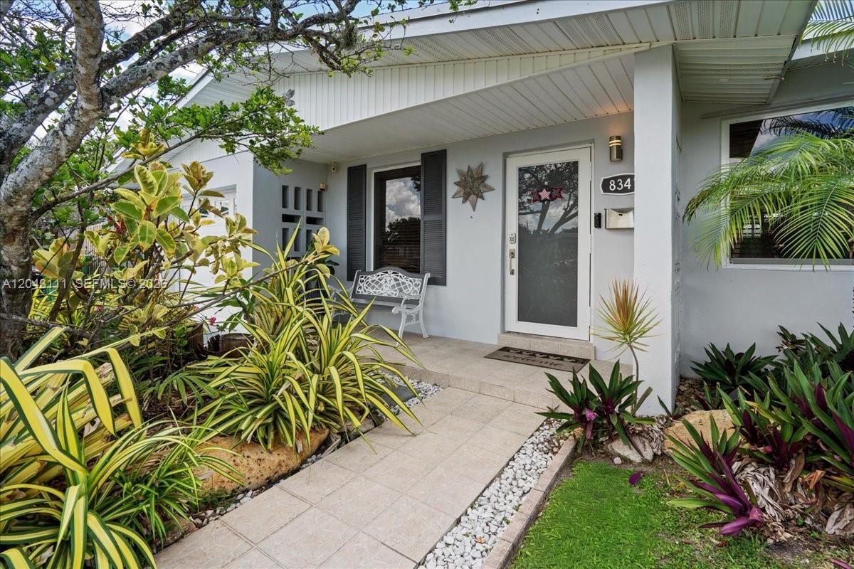 8341 SW 14th St, Miami FL 33144 photo 3