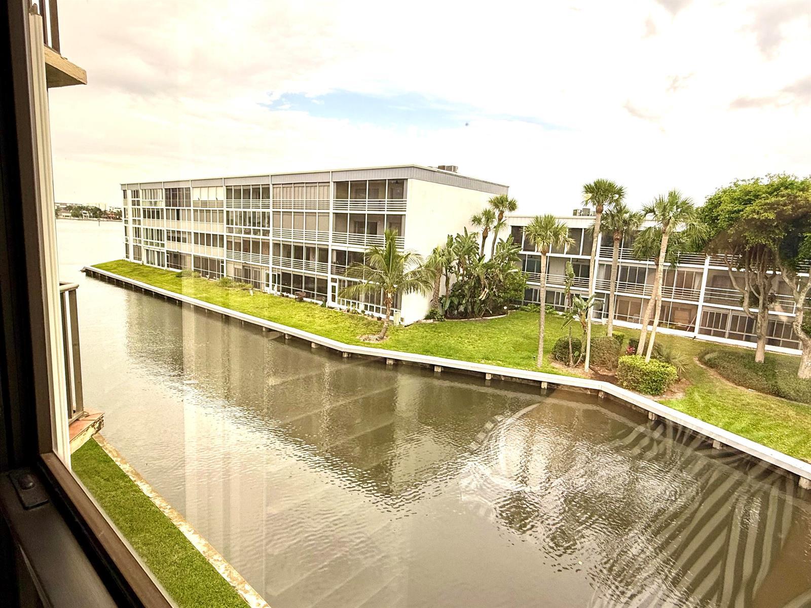 896 N Federal Highway # 325, Lantana FL 33462 photo 2