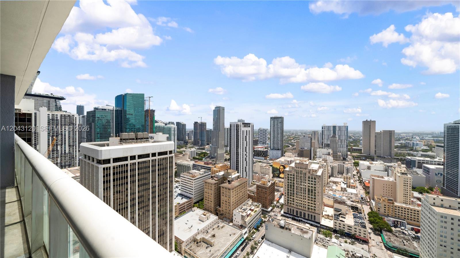 50 Biscayne Blvd # 4203, Miami FL 33132