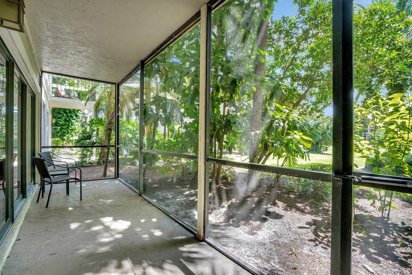 11863 Wimbledon Circle # 425, Wellington FL 33414 photo 2