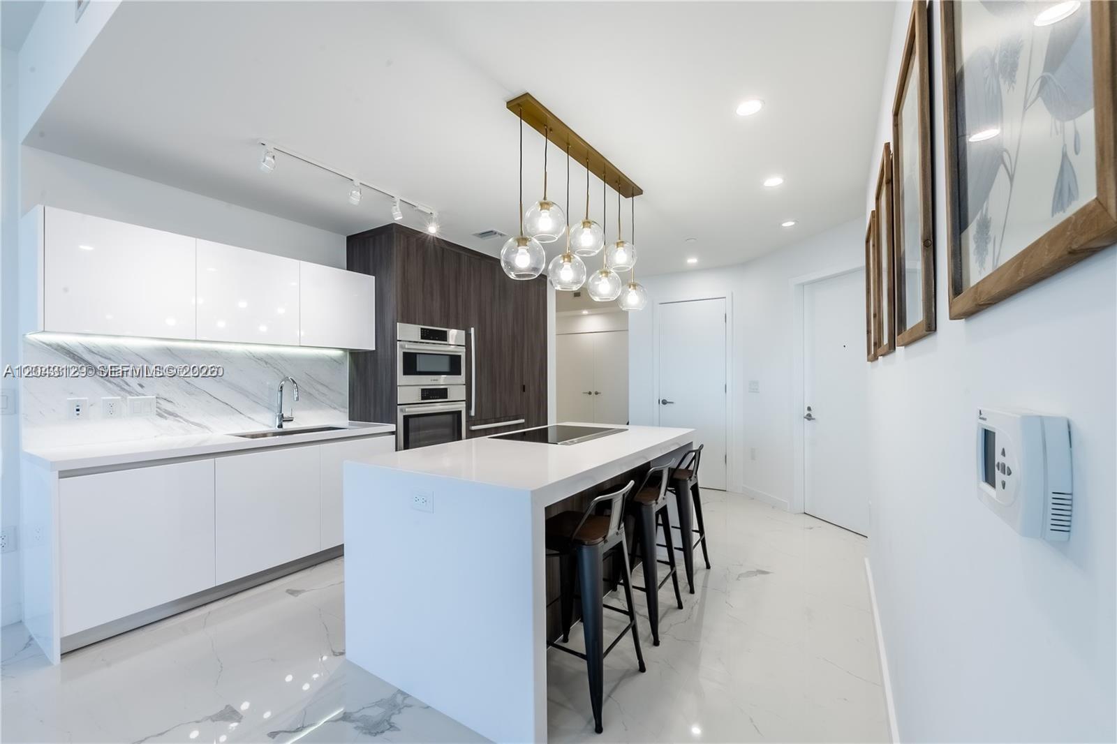 851 NE 1st Ave # 3308, Miami FL 33132 photo 3