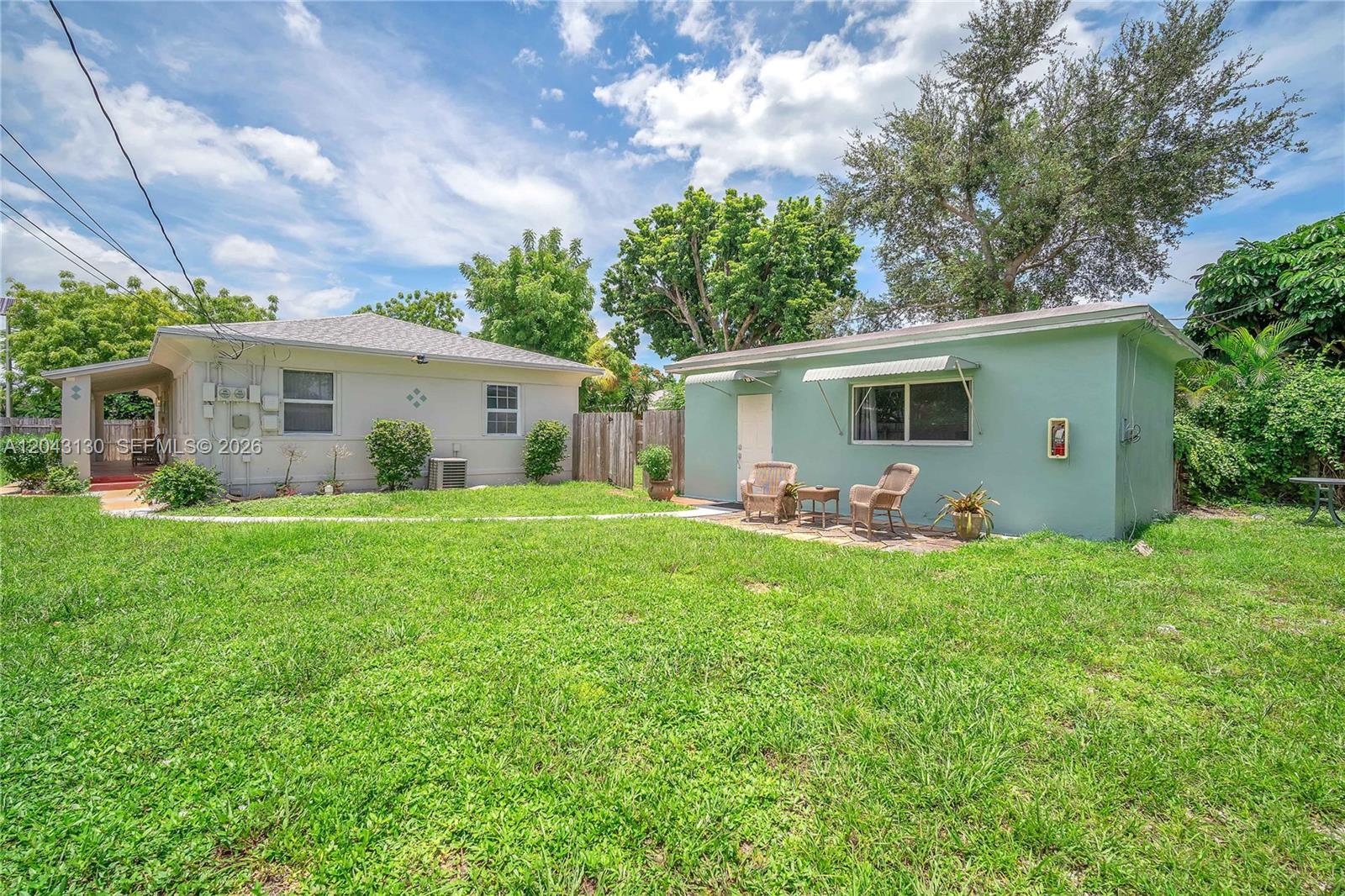 261 SW 15th St # 1, Dania Beach FL 33004 photo 4