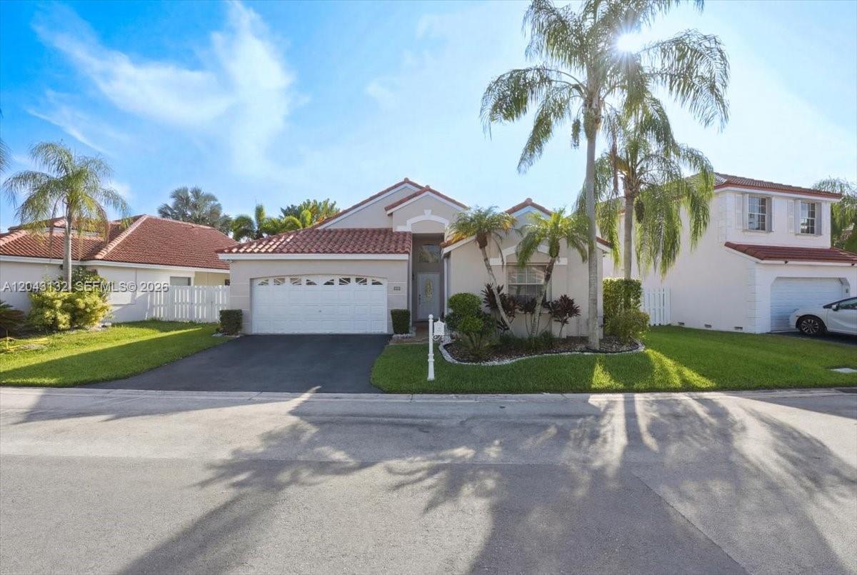 345 Somerset Way, Weston FL 33326