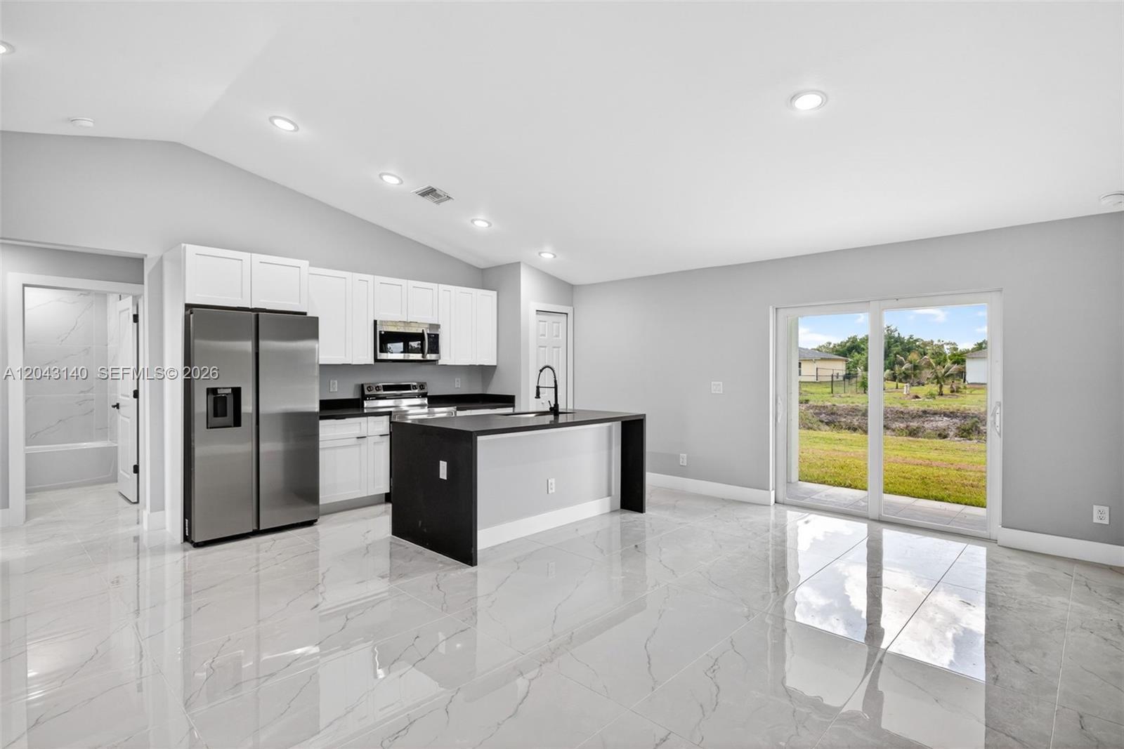 704 E Carbon, Lehigh Acres FL 33974 photo 3